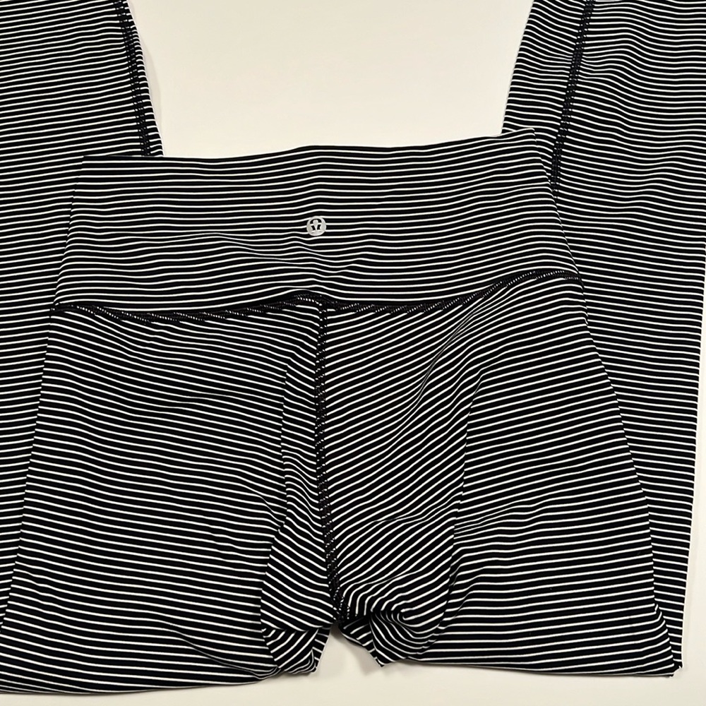 Lululenon leggings size 6